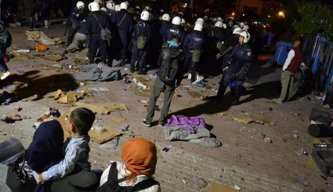 Μυτιλήνη: Φασιστική επίθεση εναντίον μεταναστών – Φώναζαν ‘κάψτε τους ζωντανούς’