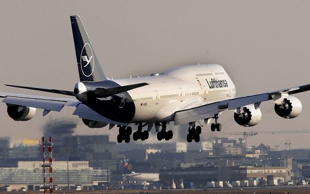 Γερμανία: Ακύρωση 800 πτήσεων από τη Lufthansa λόγω απεργίας στο Δημόσιο