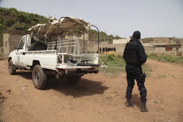 Σφαγή στο Μάλι: Δεκάδες άμαχοι νεκροί από τζιχαντιστές