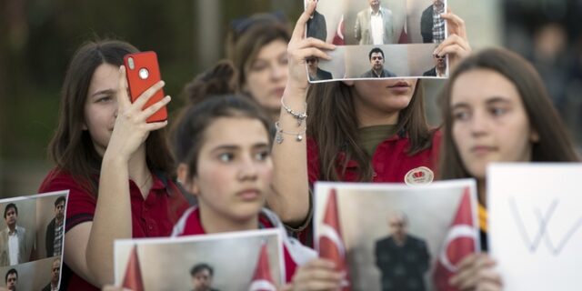 Le Monde: Η Τουρκία κυνηγάει τους γκιουλενιστές από την Αφρική ως την Ασία