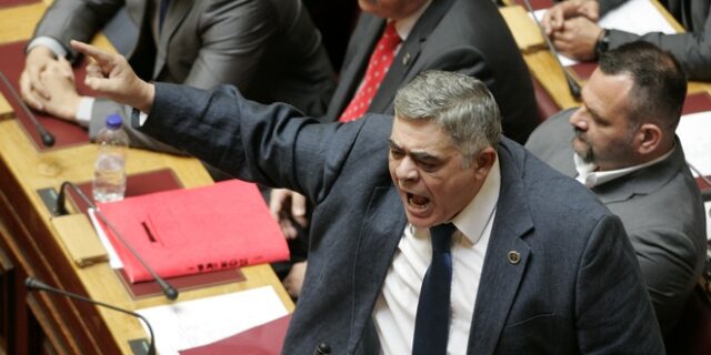 Δίκη Χρυσής Αυγής: Κατ’ εντολή Μιχαλολιάκου δρούσαν τα τάγματα εφόδου