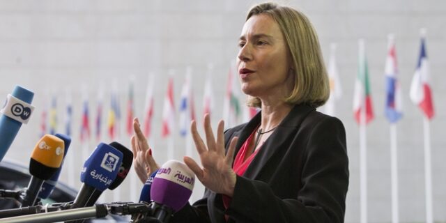 Η Κομισιόν προτείνει έναρξη ενταξιακών διαπραγματεύσεων με ΠΓΔΜ και Αλβανία