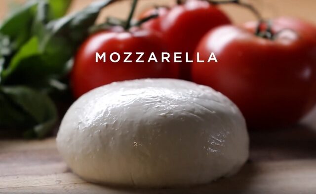 Μοτσαρέλα – Ένα κομμάτι απολαυστικής ιταλικής παράδοσης