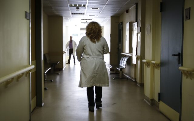 Βαδαλούκα: “Τα ιατρεία πόνου λειτουργούν σε 54 νοσοκομεία χάρη σε εθελοντές αναισθησιολόγους”