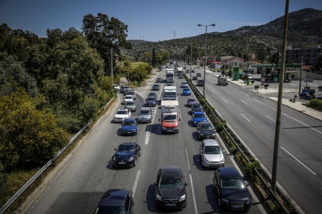 Όπου φύγει, φύγει: Κορυφώνεται η έξοδος των εκδρομέων