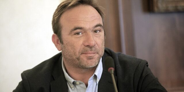 Πέτρος Κόκκαλης: “Αν θέλει, να με καθαιρέσει ο Δήμαρχος Γιάννης Μώραλης”
