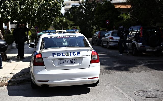 Τρόμος για δύο νεαρές κοπέλες στον Λόφο του Στρέφη- Τις παρενόχλησαν σεξουαλικά και τις λήστεψαν