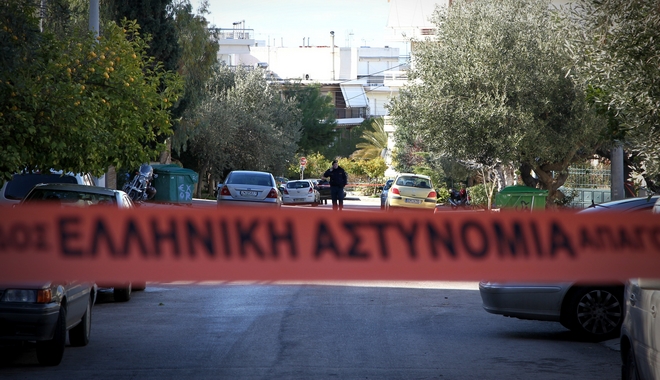 Σκότωσε τον άντρα της εγγονής του με σκαλιστήρι γιατί της φερόταν άσχημα