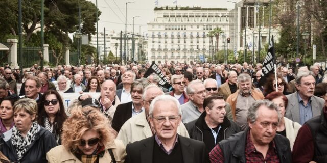Τρεις συγκεντρώσεις σήμερα στο κέντρο της Αθήνας – Στάση εργασίας και απεργία στα νοσοκομεία