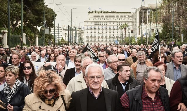 Τρεις συγκεντρώσεις σήμερα στο κέντρο της Αθήνας – Στάση εργασίας και απεργία στα νοσοκομεία