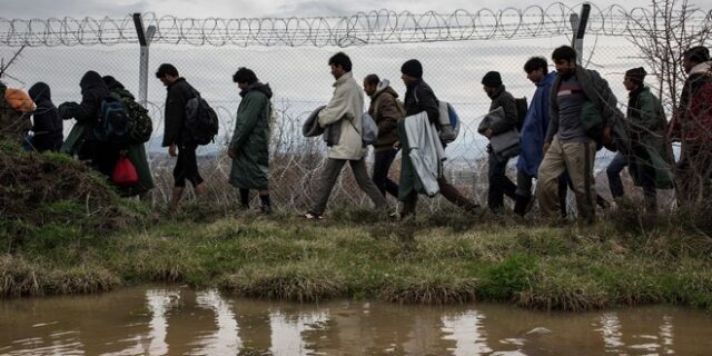 Η Άγκυρα εκβιάζει την Ευρώπη με αύξηση ροών στον Έβρο