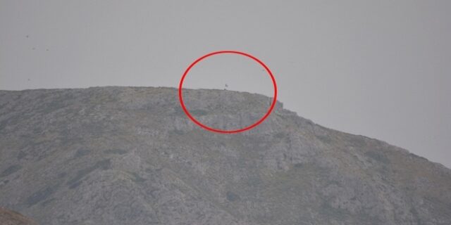 Βίντεο Ντοκουμέντο: Κυματίζει η σημαία στη βραχονησίδα Ανθρωποφάς