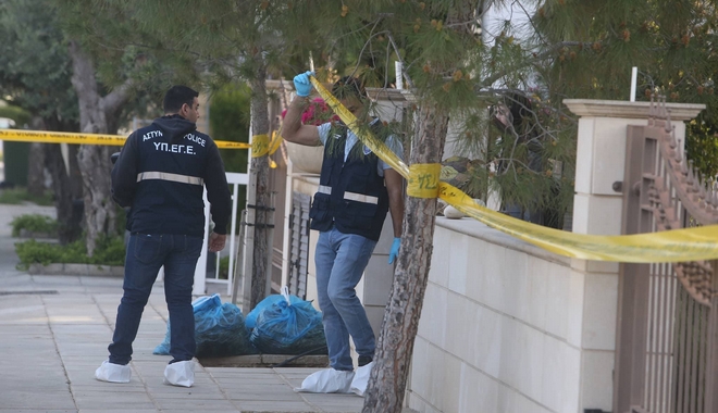 Έγκλημα στην Κύπρο: 40 μαχαιριές δέχτηκε το άτυχο ζευγάρι – Ανακρίνεται ο 15χρονος γιος