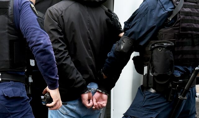Θεσσαλονίκη: Συνελήφθη 40χρονος που τράκαρε και επιτέθηκε με άσεμνες χειρονομίες σε 31χρονη