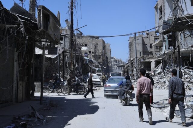 Συρία: Οι επιθεωρητές του ΟΑΧΟ συνέλεξαν δείγματα από τη Ντούμα