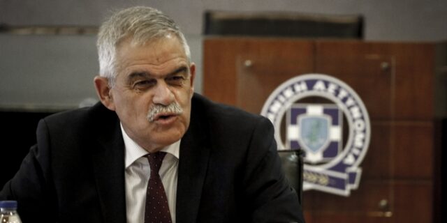 Τόσκας: Ο Ρουβίκωνας κάνει ζημιά στην κυβέρνηση