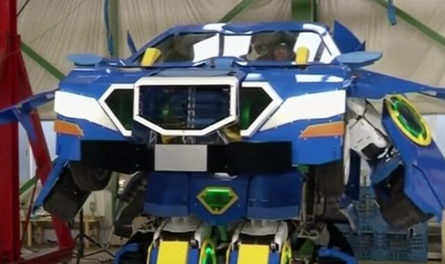 Ένας αληθινός Transformer: Δείτε αυτό το ρομπότ να μετατρέπεται σε αυτοκίνητο