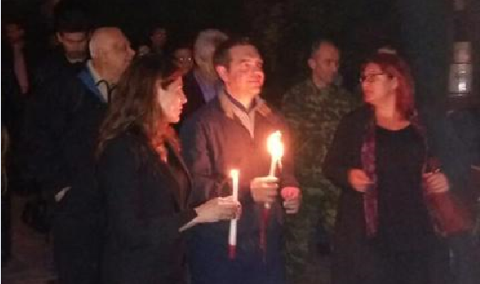 Στην Τήλο ο Τσίπρας – Ακολούθησε την περιφορά του Επιταφίου