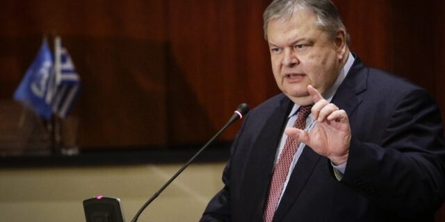 Βενιζέλος: Η χώρα χρειάζεται επειγόντως εκλογές