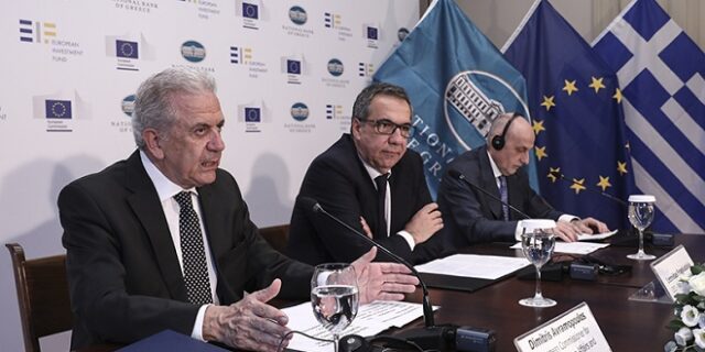 Αβραμόπουλος: Ισχυρό μήνυμα αισιοδοξίας και στήριξης προς τον Ελληνικό λαό