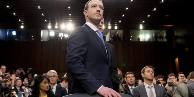 Ζάκερμπεργκ: Το Facebook συλλέγει δεδομένα ακόμα και από μη χρήστες