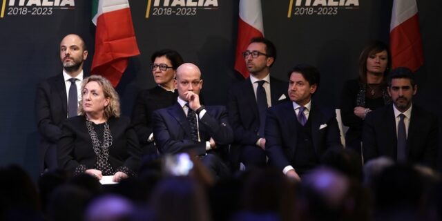 Ιταλικός Τύπος: Ο Τζουζέπε Κόντε υποψήφιος πρωθυπουργός