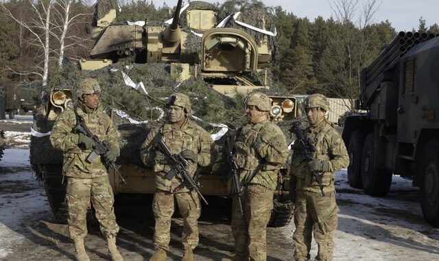 Κρεμλίνο: Η μόνιμη στρατιωτική παρουσία των ΗΠΑ στην Πολωνία, επικίνδυνη για την ευρωπαϊκή ασφάλεια