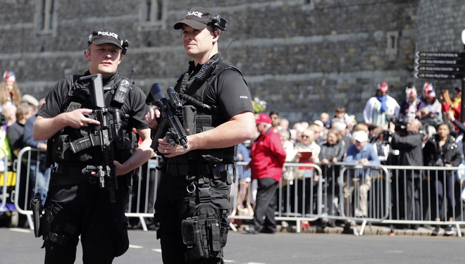 Βρετανία: Κατηγορίες για τρομοκρατία απαγγέλθηκαν στον 18χρονο συλληφθέντα
