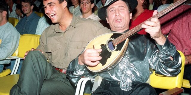 Χάρρυ Κλυνν: Με Λαζόπουλο, Χατζηνικολάου, Ράδιο Αρβύλα, Τρέμη και Παπαδάκη