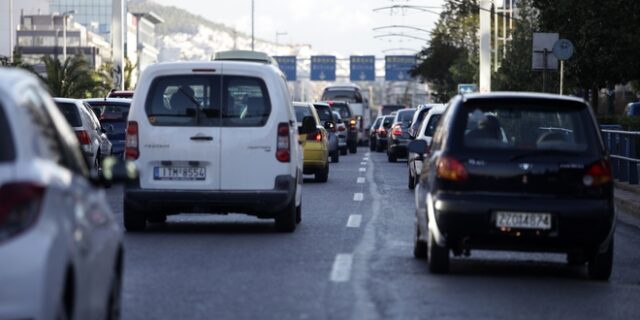 Λήγει σήμερα η προθεσμία για τα τέλη κυκλοφορίας