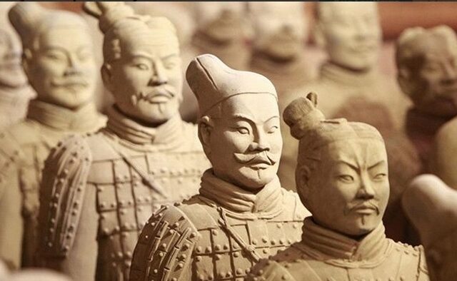 Κίνα: Έφυγε από τη ζωή ο αρχαιολόγος που ανακάλυψε τον “Πήλινο Στρατό”