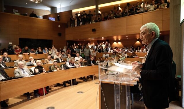 Πλήθος κόσμου στο πλευρό του Γιάννη Μπουτάρη: “Τρόμαξα όταν έπεσα κάτω”