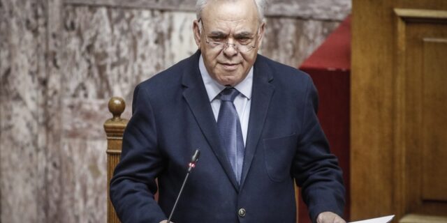 Δραγασάκης: Αντιμετωπίσιμες οι αναταράξεις που έρχονται από Ιταλία