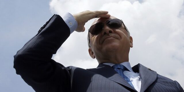 Στη Βρετανία ο Ερντογάν: “Σύμμαχος πολύτιμη και αξιόπιστη”