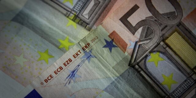The Times: Η Ιταλία συνιστά κίνδυνο για το ευρώ