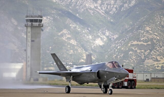 Καθηλώνονται εκτάκτως όλα τα F-35