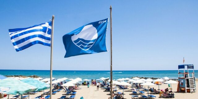 Αυτές είναι οι 519 ελληνικές ακτές, που πήραν “Γαλάζια Σημαία” για το 2018