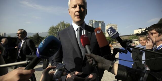 Γαλλία: Οι ΗΠΑ δεν πρέπει να είναι ο ”χωροφύλακας” της παγκόσμιας οικονομίας