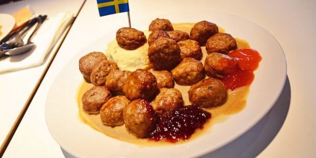 Η Σουηδία παραδέχθηκε πως τα κεφτεδάκια του ΙΚΕΑ δεν είναι σουηδικά