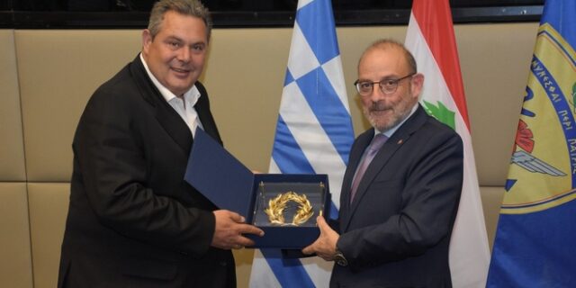 Την απελευθέρωση των δυο στρατιωτών ζητά ο Υπουργός Άμυνας του Λιβάνου