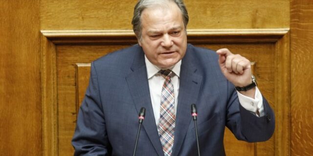 Κατσίκης: Φύγαμε υπηρετώντας την πατρίδα και όχι το κόμμα