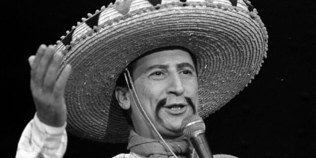 Ο πολιτικός κόσμος αποχαιρετά τον Χάρρυ Κλυνν