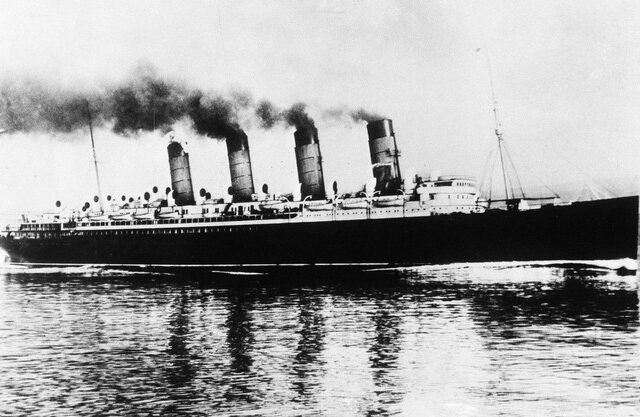 7 Μαΐου 1915: Ο τορπιλισμός του υπερωκεάνιου “Λουζιτάνια” από γερμανικό υποβρύχιο