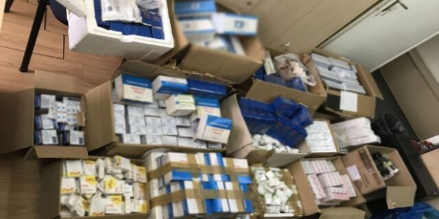 Μαφία των φαρμάκων: Με ζαφείρια και ρουμπίνια ξέπλενε τα κέρδη από αναβολικά και αντικαρκινικά φάρμακα