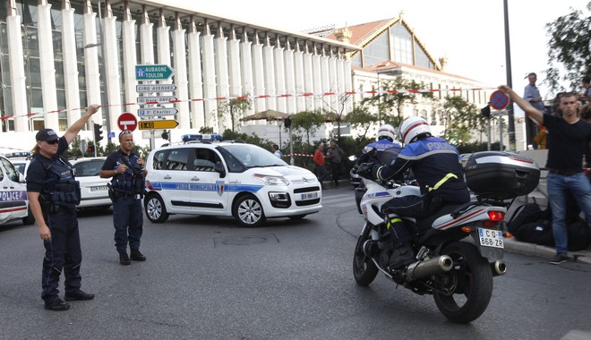 Κουκουλοφόροι με καλάσνικοφ άνοιξαν πυρ στην Μασσαλία – Ένας τραυματίας