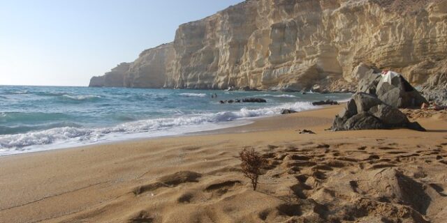 Οι δέκα καλύτερες παραλίες για γυμνιστές (και μία ελληνική)