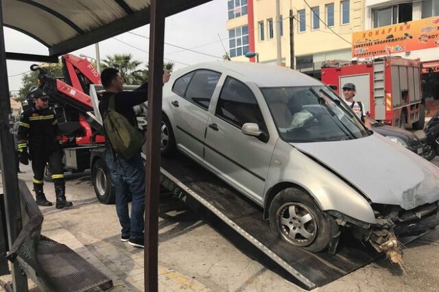 Τροχαίο δυστύχημα στη Μεταμόρφωση: Αυτοκίνητο καρφώθηκε σε στάση – Ένας νεκρός, τρεις τραυματίες