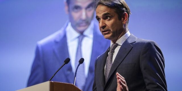 Μητσοτάκης: Καλώ τον Τσίπρα να μην υπογράψει αυτή τη συμφωνία