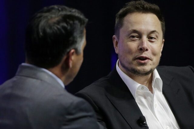 Ο Elon Musk δηλώνει έτοιμος να “βγάλει” την Pravda