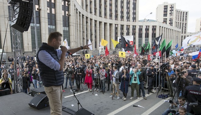 Ρωσία: Διαδηλώσεις ενόψει της ορκωμοσίας Πούτιν – Συνελήφθη ξανά ο Ναβάλνι